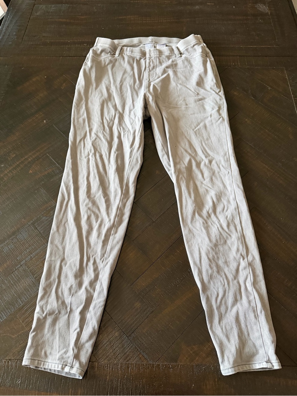 Women’s Slim Straight Jeggings in Light Gray